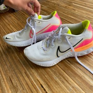 Nike Renew Run React Size 8